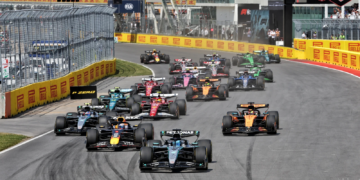 George Russell kept Max Verstappen at bay into Turn 1
