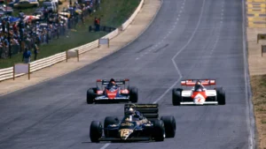 Nigel Mansell (GBR) Lotus 94T Renault