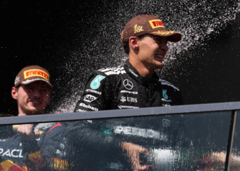 Nico Rosberg wonders whether Max Verstappen is delaying George Russell's talks with Mercedes