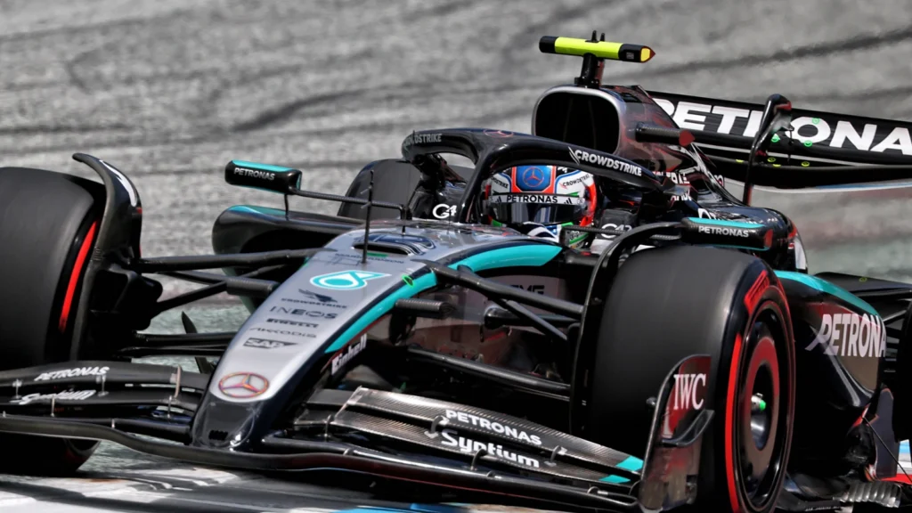 Mercedes' miscommunication costs Andrea Kimi Antonelli crucial final lap in Austria