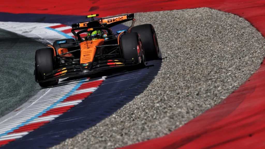 Lando Norris (GBR) McLaren MCL39. 28.06.2025. Formula 1 World Championship, Rd 11, Austrian Grand Prix, Spielberg, Austria, Qualifying Day
