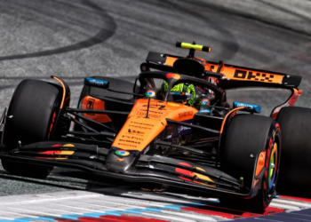 Lando Norris (GBR) McLaren MCL39. 28.06.2025. Formula 1 World Championship, Rd 11, Austrian Grand Prix, Spielberg, Austria, Qualifying Day