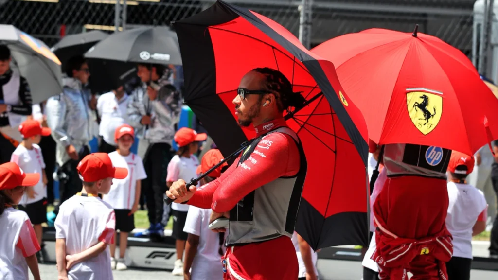 Lewis Hamilton (GBR) Ferrari on the grid. 01.06.2025. Formula 1 World Championship, Rd 9, Spanish Grand Prix, Barcelona, Spain, Race Day