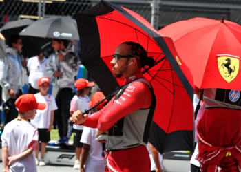 Lewis Hamilton (GBR) Ferrari on the grid. 01.06.2025. Formula 1 World Championship, Rd 9, Spanish Grand Prix, Barcelona, Spain, Race Day