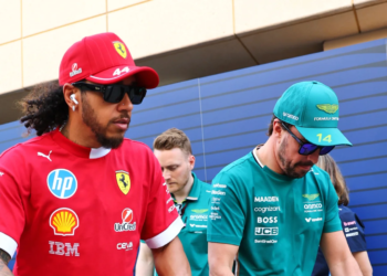 Fernando Alonso has indicated Lewis Hamilton's Ferrari woes have been overblown