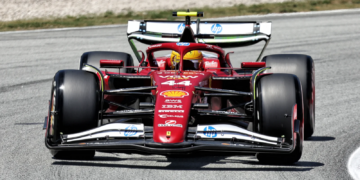 Lewis Hamilton has revealed he will soon urge Ferrari to abandon 2025