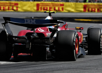 Lewis Hamilton's race in Canada unravelled due to floor damage