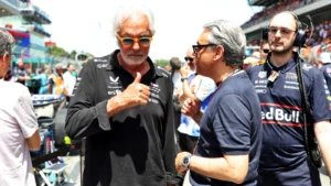 (L to R): Flavio Briatore (ITA) Alpine F1 Team Executive Advisor with Luca de Meo (ITA) Groupe Renault Chief Executive Officer on the grid. 01.06.2025. Formula 1 World Championship, Rd 9, Spanish Grand Prix, Barcelona, Spain, Race Day