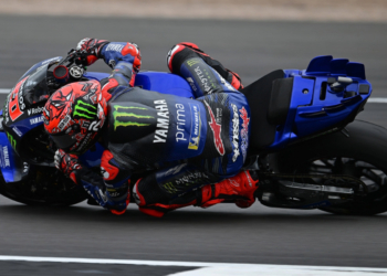 Fabio Quartararo tops chaotic second Assen MotoGP practice