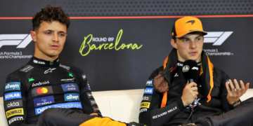 McLaren has insisted Lando Norris and Oscar Piastri remain free to race