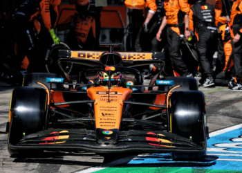 Oscar Piastri has explained his call to pit four laps later than Lando Norris in Austria