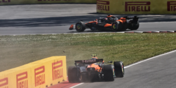 Lando Norris [McLaren] retires from the Canadian Grand Prix as Oscar Piastri [McLaren] continues
