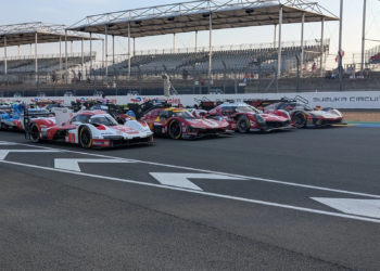 Le Mans Gallery: On track with 62 race cars