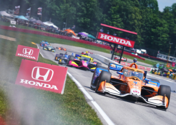 Dixon continues to be the best driver at saving fuel when needed. Photo: Kevin Dejewski