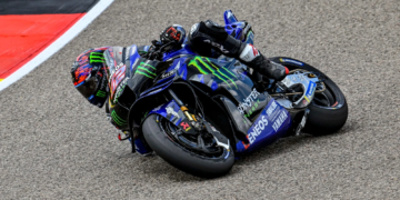 Yamaha V4 engine ‘two seconds slower’ than current MotoGP machine