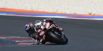 Jorge Martin confirms decision to remain with Aprilia for 2026 MotoGP season