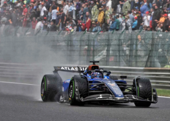 Alex Albon blames current F1 car design for dangerous spray in wet-weather racing conditions