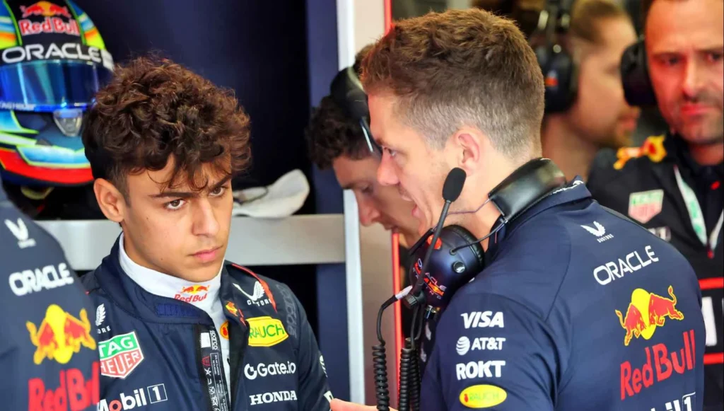 Working closely with engineers Arvid Lindblad is embedding himself in the Red Bull F1 family