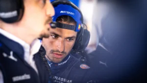 Carlos Sainz reveals details of failed Mercedes F1 talks