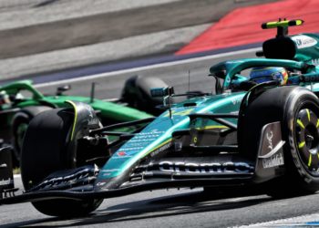 Fernando Alonso (ESP) Aston Martin F1 Team AMR25. 29.06.2025. Formula 1 World Championship, Rd 11, Austrian Grand Prix, Spielberg, Austria, Race Day