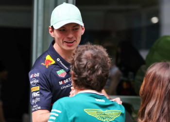 Fernando Alonso has quipped that he can assist Max Verstappen's talks with Mercedes