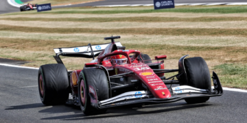 Lewis Hamilton A F1日本GP 2025 チャリティのぼり F1 2025 | Hamilton vs. Verstappen: UNBELIEVABLE Finish at