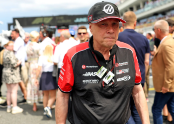 Gene Haas (USA) Haas Automotion President on the grid. 04.05.2025. Formula 1 World Championship, Rd 6, Miami Grand Prix, Miami, Florida, USA, Race Day