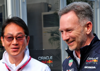 (L to R): Koji Watanabe (JPN) Honda Racing Corporation - HRC - President with Christian Horner (GBR) Red Bull Racing Team Principal. 04.04.2025. Formula 1 World Championship, Rd 3, Japanese Grand Prix, Suzuka, Japan, Practice Day