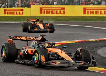 McLaren considered double-stacking in the F1 Belgian GP