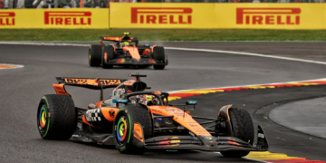 McLaren considered double-stacking in the F1 Belgian GP