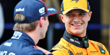 Lando Norris (GBR) McLaren with Max Verstappen (NLD) Red Bull Racing in qualifying parc ferme. 31.05.2025. Formula 1 World Championship, Rd 9, Spanish Grand Prix, Barcelona, Spain, Qualifying Day