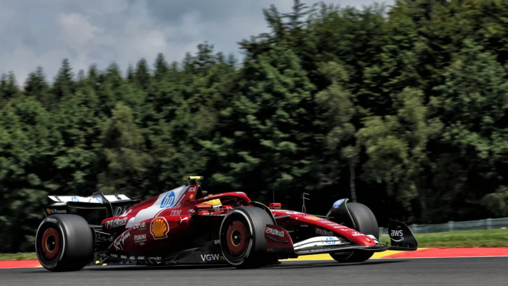 Lewis Hamilton spun to see him out in SQ1