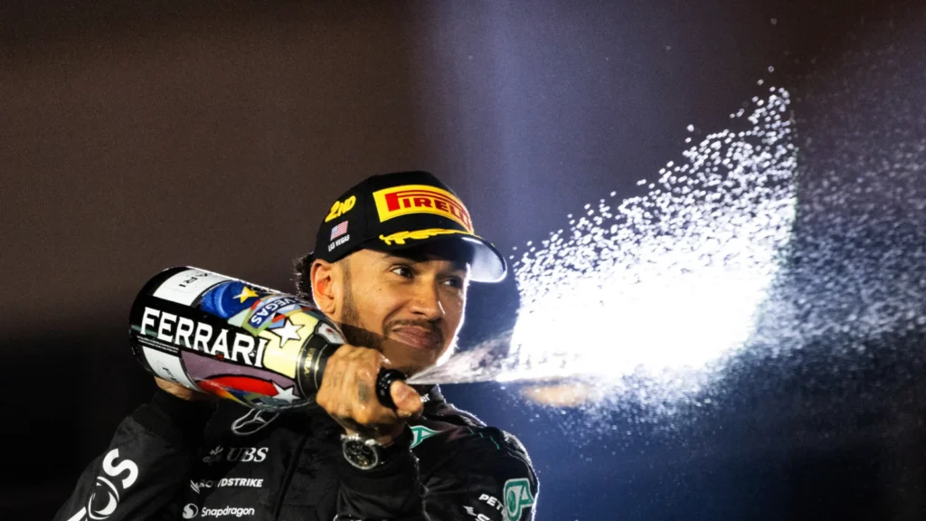 Lewis Hamilton (GBR) Mercedes AMG F1 celebrates his second position on the podium. 23.11.2024. Formula 1 World Championship, Rd 22, Las Vegas Grand Prix, Las Vegas, Nevada, USA, Race Day