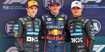 The top three in qualifying parc ferme (L to R): Oscar Piastri (AUS) McLaren, second; Max Verstappen (NLD) Red Bull Racing, pole position; Lando Norris (GBR) McLaren, third. 05.07.2025. Formula 1 World Championship, Rd 12, British Grand Prix, Silverstone, England, Qualifying Day
