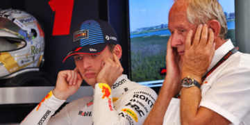 (L to R): Max Verstappen (NLD) Red Bull Racing with Dr Helmut Marko (AUT) Red Bull Motorsport Consultant. 07.12.2024. Formula 1 World Championship, Rd 24, Abu Dhabi Grand Prix, Yas Marina Circuit, Abu Dhabi, Qualifying Day