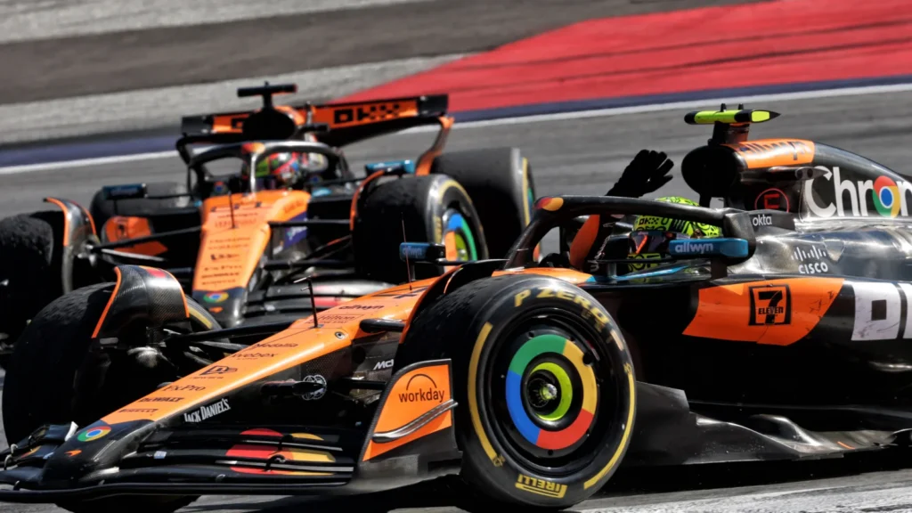 Race winner Lando Norris (GBR) McLaren MCL39 celebrates at the end of the race with Oscar Piastri (AUS) McLaren MCL39. 29.06.2025. Formula 1 World Championship, Rd 11, Austrian Grand Prix, Spielberg, Austria, Race Day