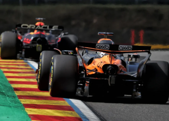 Oscar Piastri could find no way past Max Verstappen in the Spa Sprint Race