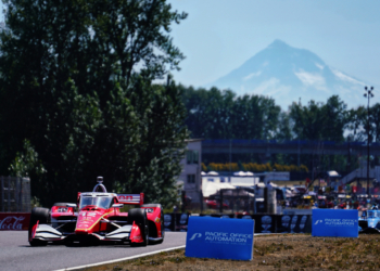 Power made it to the final round, and completed his laps with Mt. Hood on the horizon. Photo: Kevin Dejewski