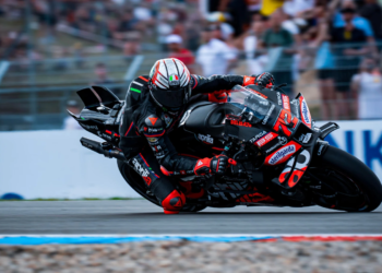 Marco Bezzecchi stuns to take Austrian MotoGP pole as Marc Marquez crashes