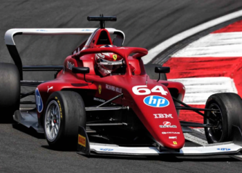 Maya Weug takes her second win of the 2025 campaign