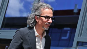 Laurent Mekies has the qualities needed to run Red Bull, according to Carlos Sainz