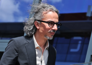 Laurent Mekies has the qualities needed to run Red Bull, according to Carlos Sainz