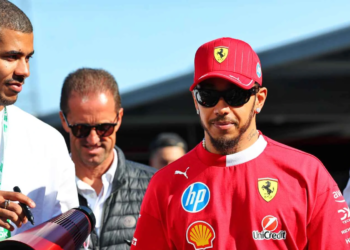 Lewis Hamilton demands F1 to modernise its driver contract rules