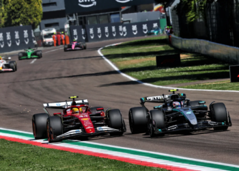 Despite some fraught on-track moments, Lewis Hamilton and Kimi Antonelli have bonded off-track, leading to praise from Mercedes