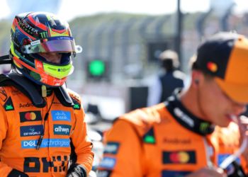 Oscar Piastri took pole position for the Dutch GP, having leapfrogged team-mate Lando Norris
