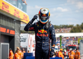 Pepe Marti fends off late pressure from Alex Dunne to claim Hungary F2 Sprint win