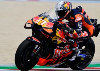 Pedro Acosta tops the timesheets in opening MotoGP practice in Barcelona