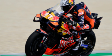 Pedro Acosta tops the timesheets in opening MotoGP practice in Barcelona