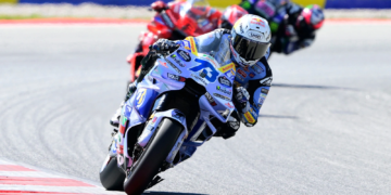 Alex Marquez prolongs MotoGP title ambitions with dominant Barcelona victory