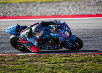 Daniel Holgado claims maiden Moto2 victory in Barcelona domination